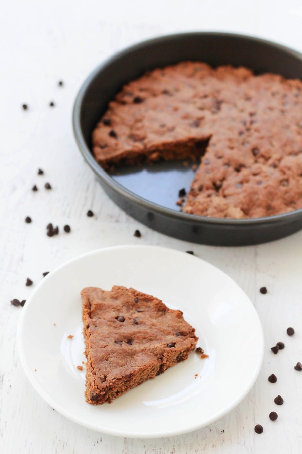 Gluten free protein cookie cake