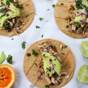 Shredded jackfruit carnitas tacos! These are an easy, healthy weeknight dinner recipe. fitnessista.com