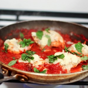 skillet chicken with tomatoes and feta